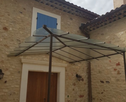 miroiterie_avignonnaise_marquise_sur_mesure_en_verre-2