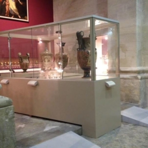 VITRINE DE MUSÉE SUR MESURE