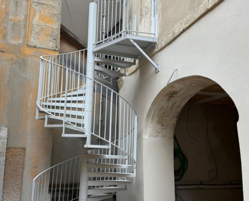 sfml_renovation_lot_serrurerie_bourse_du_travail_arles_2